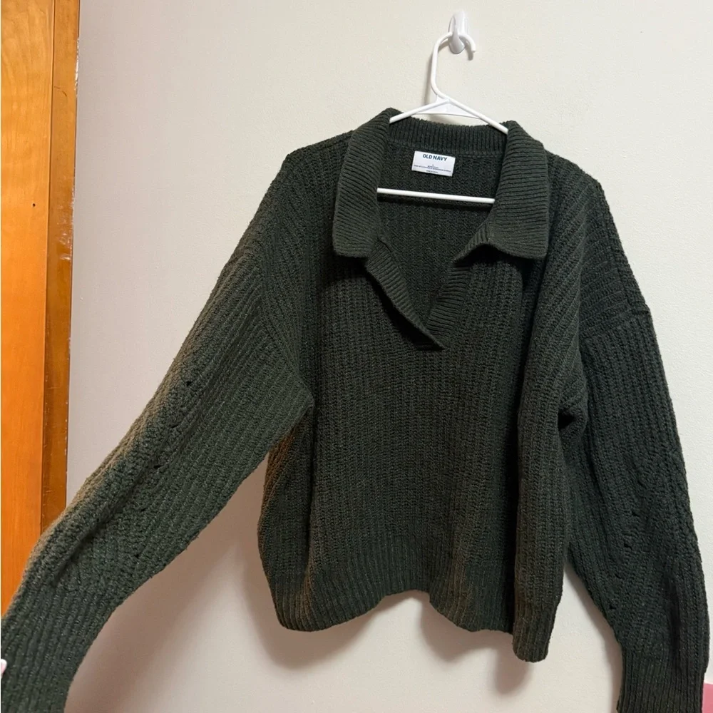 Old Navy - Women's Slouchy Dark Green‎ V-Neck Sweater - Size Large - Picture 2 of 5